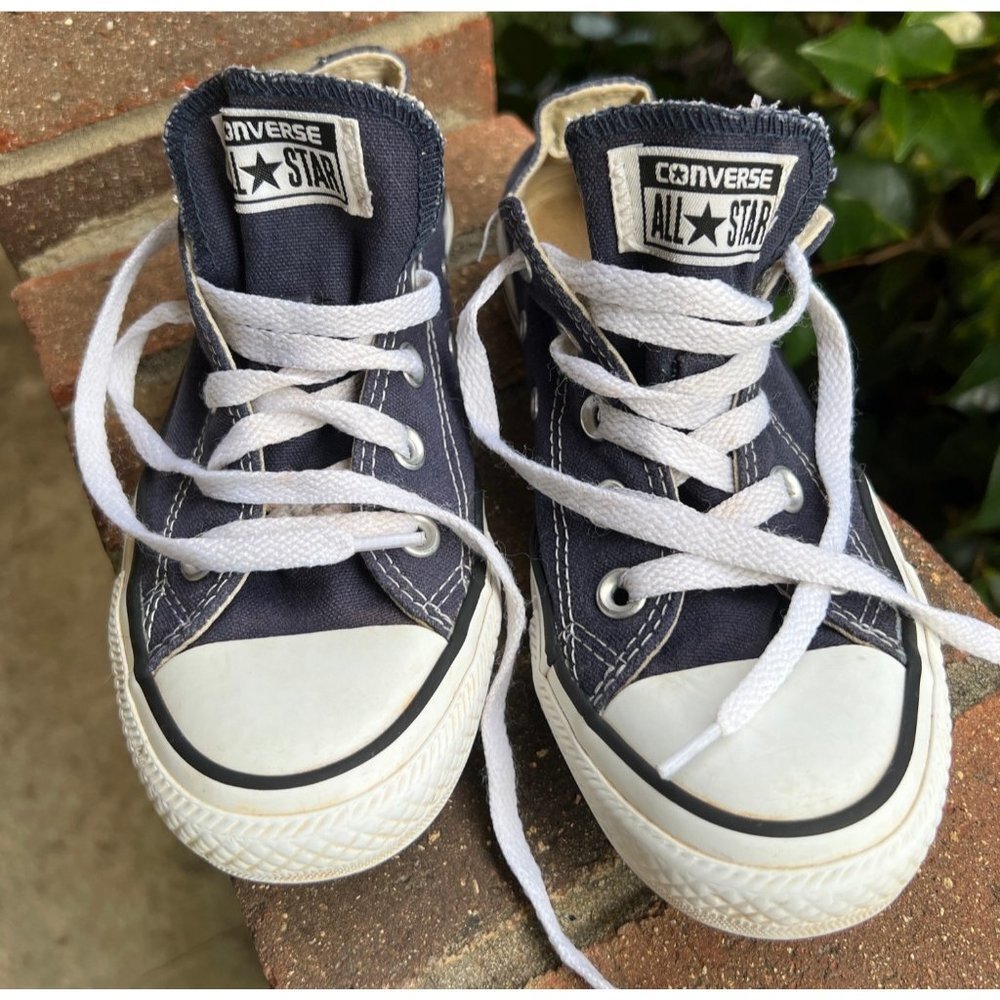 Womens Navy & White Converse Allstars — 5